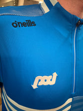 Load image into Gallery viewer, O'Neill's Clare GAA Nepal Half Zip Top Kids