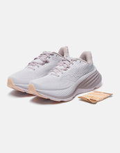 Load image into Gallery viewer, Saucony Hurricane 24 Womens Running Shoes
